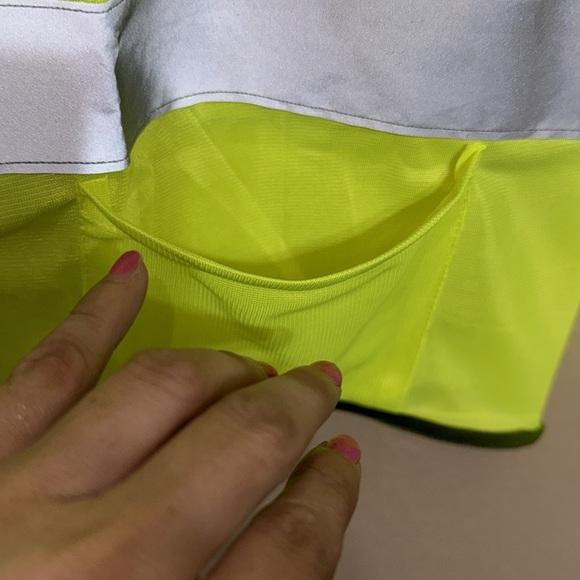 Men's High Visibility Softshell Fluorescent Yellow/Black Vest - Picture 3 of 10